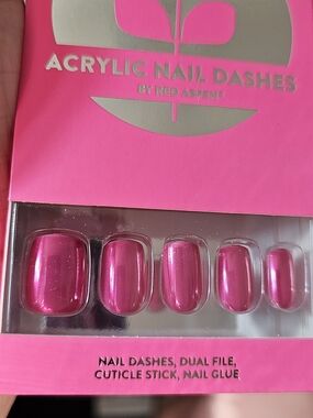 Red Aspen Pink Acrylic Press-On Nail Dashes